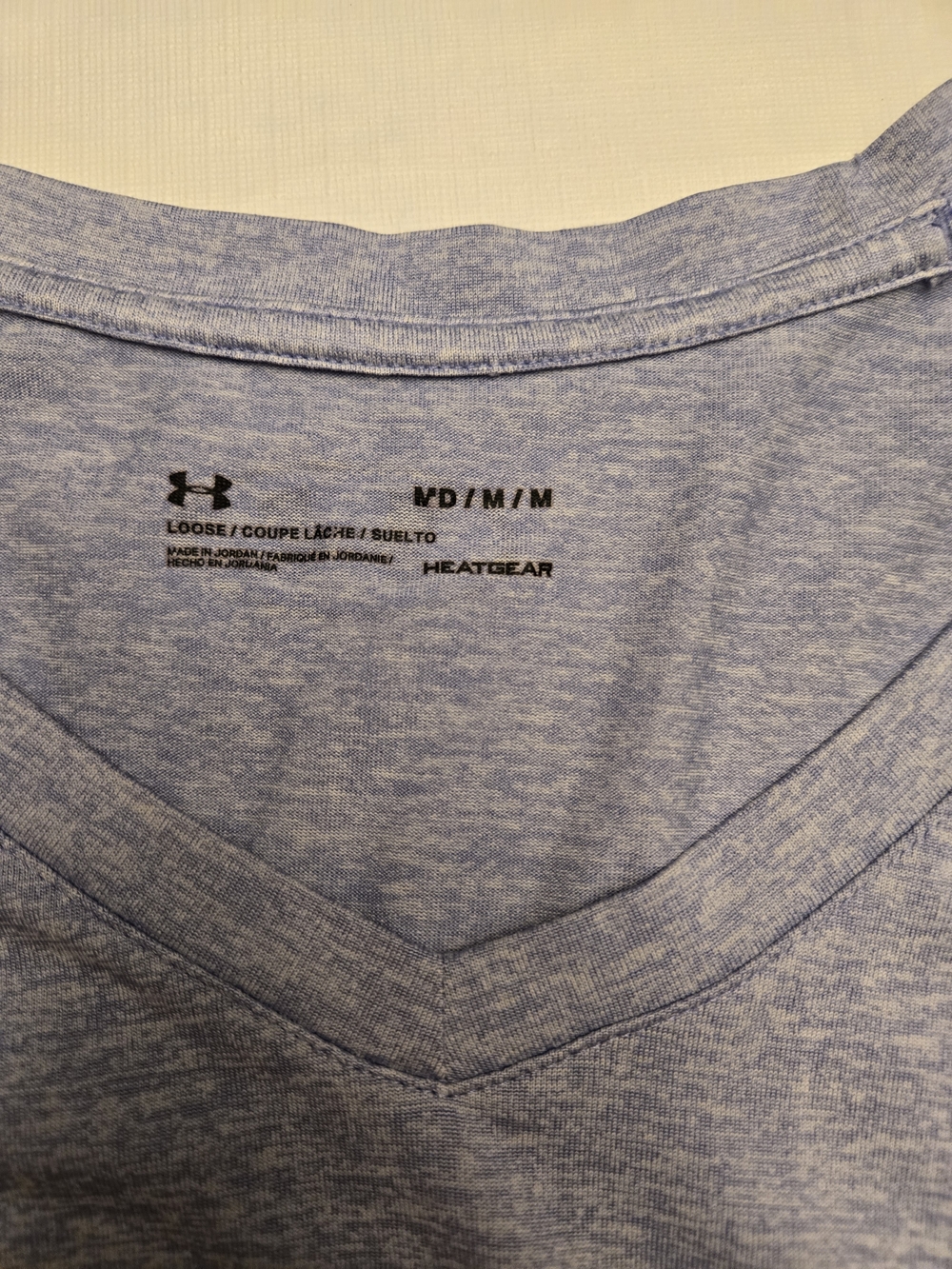 Under Armour Women’s Loose HeatGear V-Neck Performance T-shirts - Set Of 3 - Picture 3 of 12